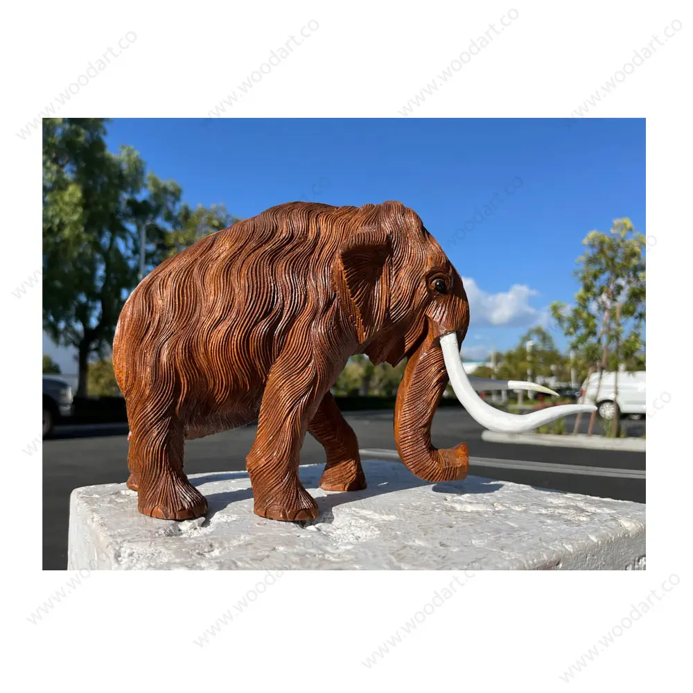 Mammoth-wooden-statue2