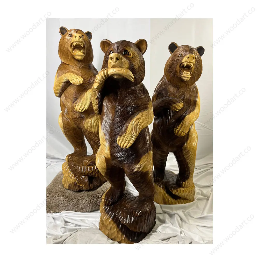 Wooden-bear-statue.2