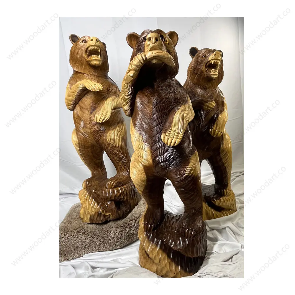 Wooden-bear-statue