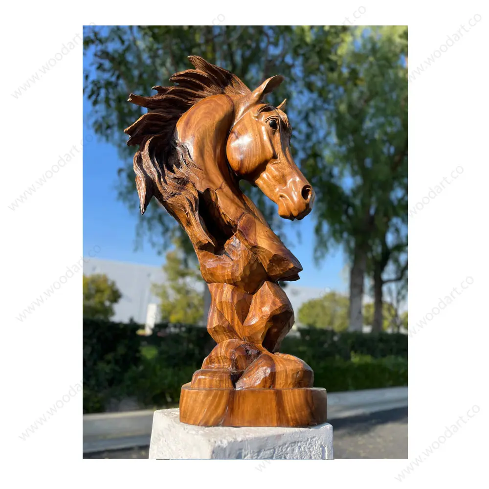 Wooden-horse-head-statue